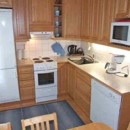 Holiday Soukkelomukka 4 *